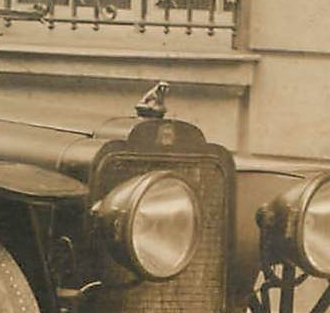 1913 Mors touring car close-up